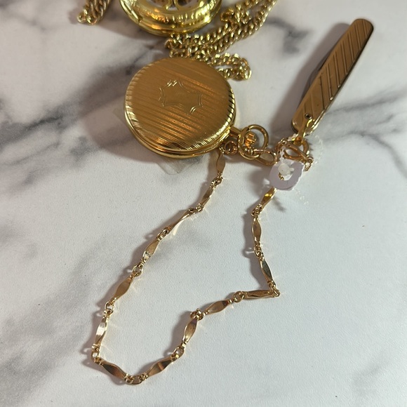 2- Goldtone Pocket watches- colibri and no brand - Picture 17 of 17